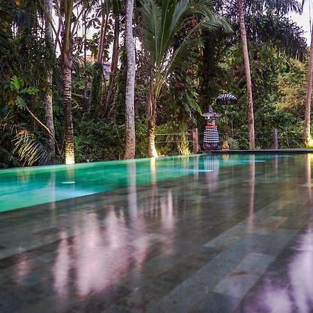 Готель Six Cubes Ubud Екстер'єр фото