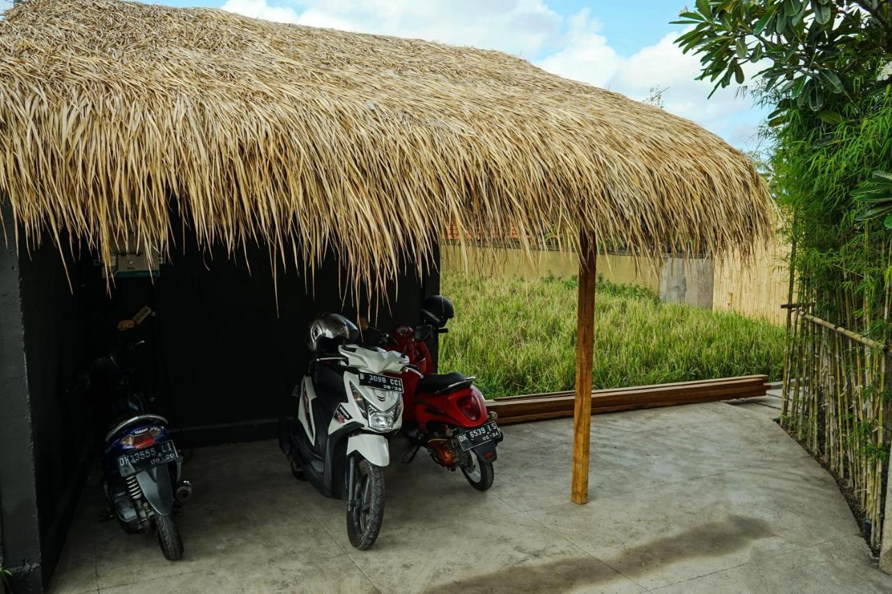 Готель Six Cubes Ubud Екстер'єр фото